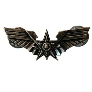 Starship Troopers Metal Fleet Pilot Wing Double Pinback Silvertone Pin Sci-fi